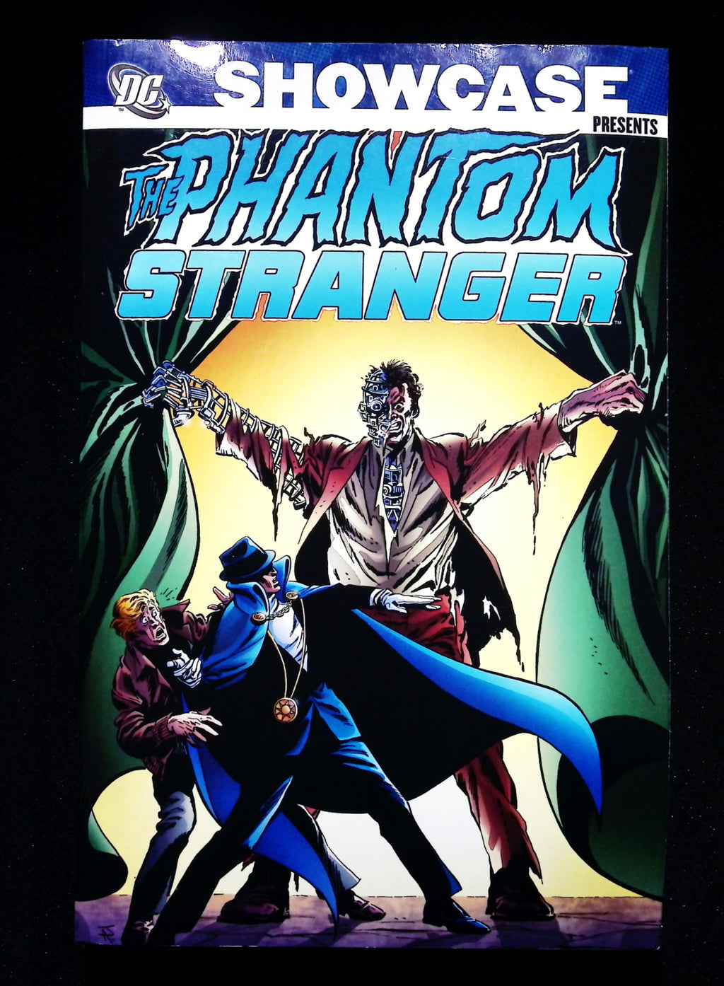 DC Showcase Presents THE PHANTOM STRANGER Vol 2 Over 500 Pages Black & White Comics MINT